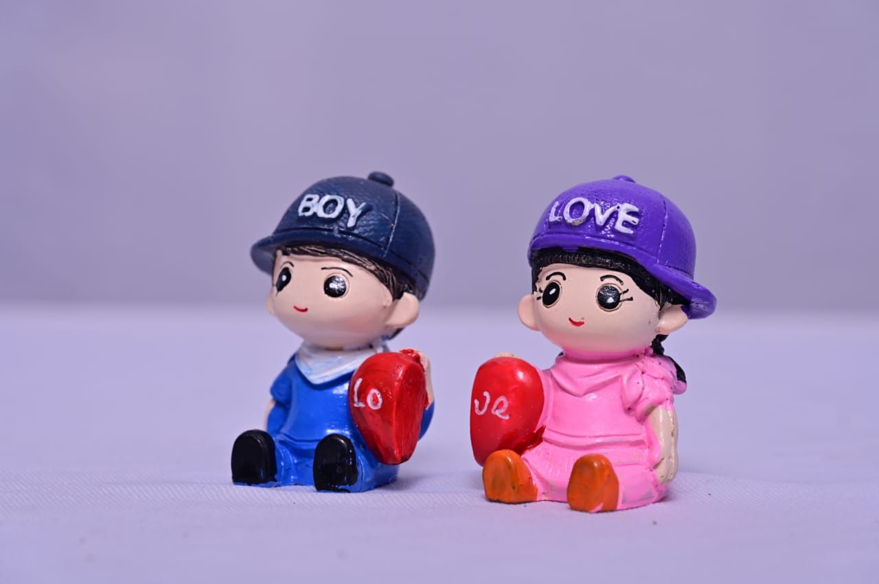 Cute Couple Showpiece (1pair)