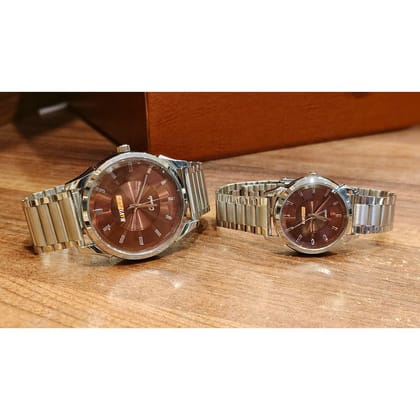 Executive Class Luxuries FASHION COUPLE Wrist Watches FOR Lovely Couple (9076)