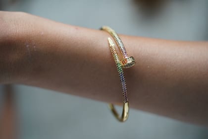 Multi-color nail edition cuff