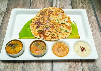 Mix Vegetable Uttapam