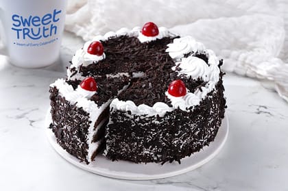 Black Forest Cake (Half Kg) (Eggless)