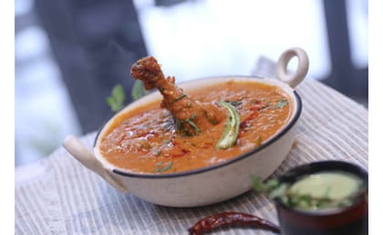 Chef Special Butter Masala Chicken (Sweet)