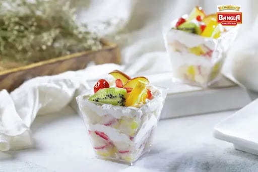 Mixed Fruit Cup Cake