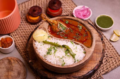 Chicken Curry With Plain Rice