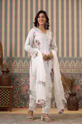 Gulnaaz Adeela White Cotton Kurta Set with Dupatta-S / Green / Green