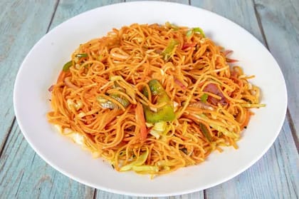 Veg Chilli Garlic Noodle