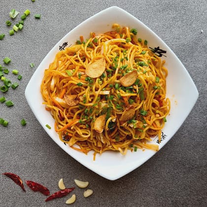Veg Chilli Garlic Noodles