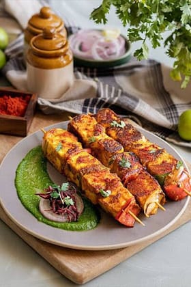 Achari Paneer Tikka [8pc]