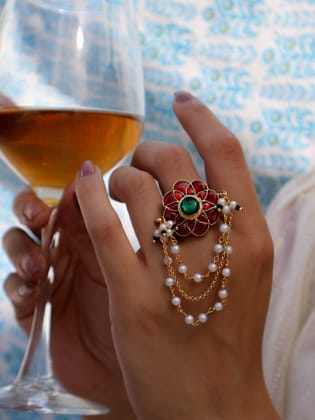 Shiqa Floral Kundan Ring-Red