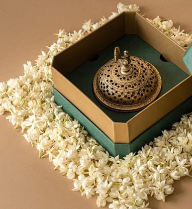 Samudra Manthan Dhoop Dhani Gift Box | Brass Naquashi Incense Holder-With Incense and Gift Box