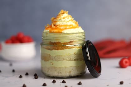 Butterscotch jar cake