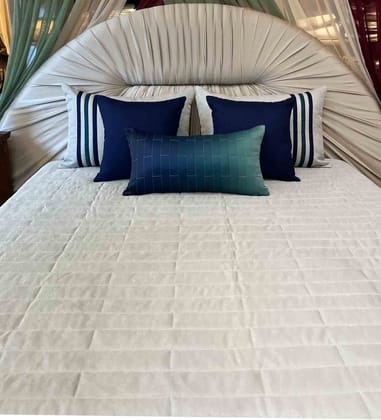 Vigo Bed Covers Set - King Size-Vigo / 108inch x 108inch