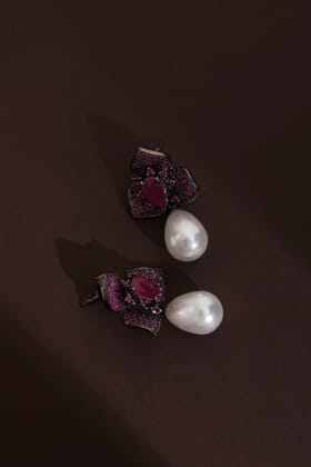 Estela Magenta Pearl Stud Earrings-Zirconia