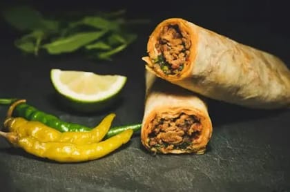 Hot Garlic Chicken Shawarma