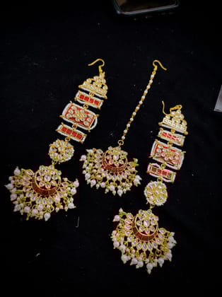 ZEVAR I Women's Kundan and Beadwork Earrings with Maangtika