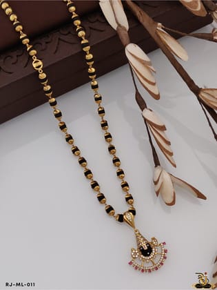 Classical 6mm Rudraksh Mala with Tirupati Pendant for Men ML-011-24 inch