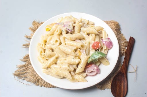White Sauce Pasta