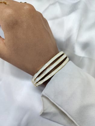 Shell Bracelet