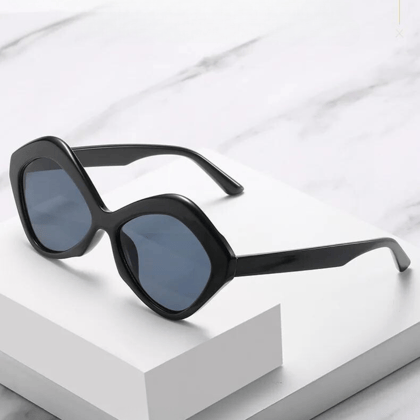 First Lens Power Cat Sunglasses-Black