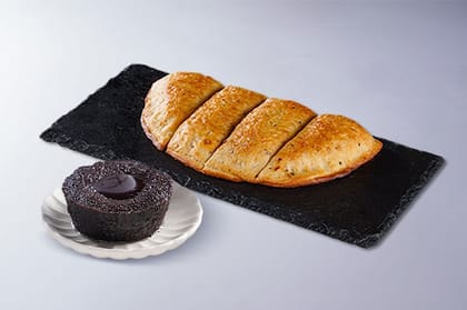Cheesy Garlic Bread + Choco Lava Cake
