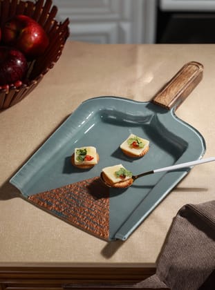 Shovel Serve Platter