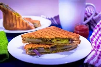 Aloo Toast [2 Pieces]