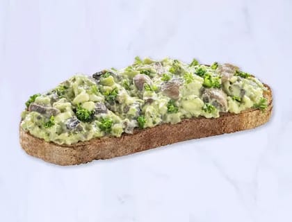 Pesto Veggie Sourdough Sandwich