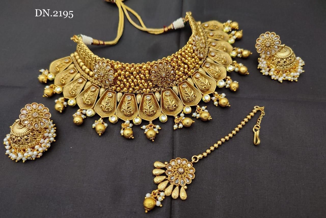 ZEVAR I High Quality Gold Plated Kundan Choker Set