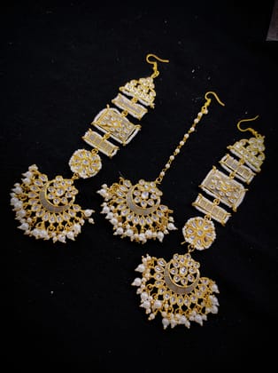 ZEVAR I Women's Kundan and Beadwork Earrings with Maangtika