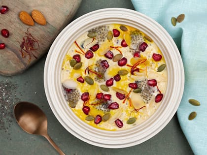 Saffron Almond Oatmeal Bowl