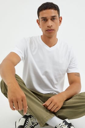 Classic V in White-S