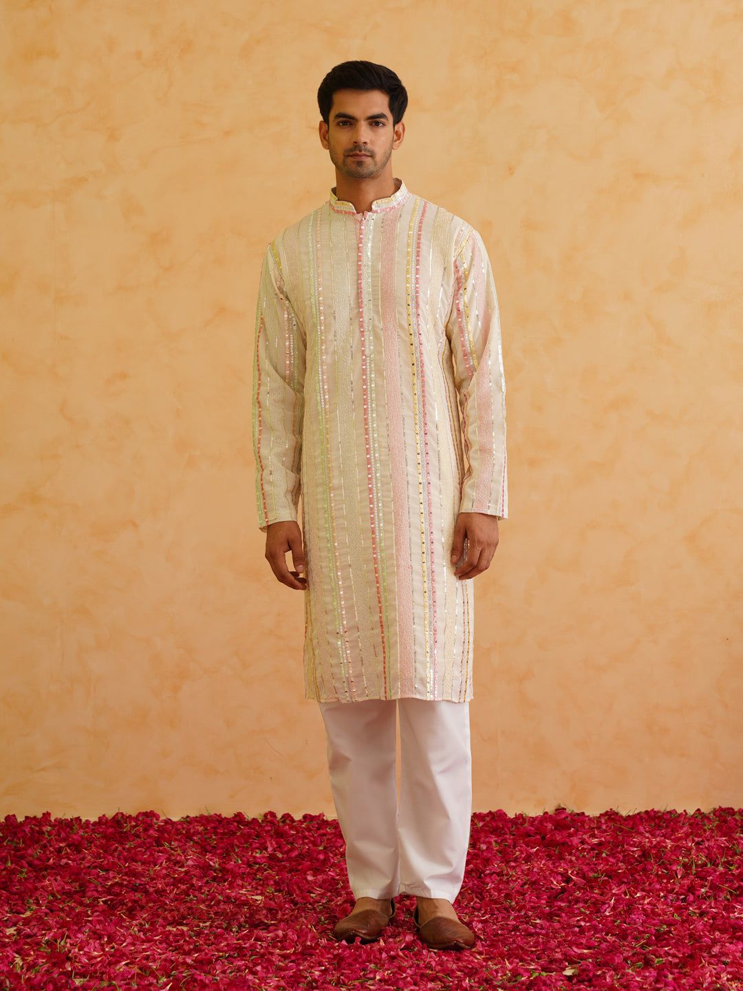 Men's Georgette sequinned mirror embroidered Off White Kurta with Pyjama-36