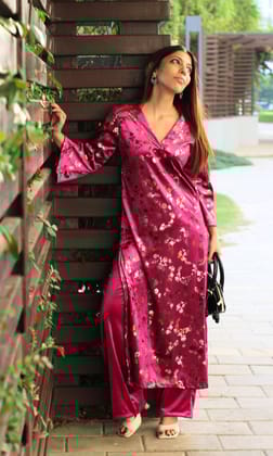 Velvet Pink Embossed Kurta with Velvet Pants-XXS