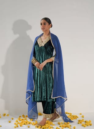 Bhoomi Velvet Anarkali-XS