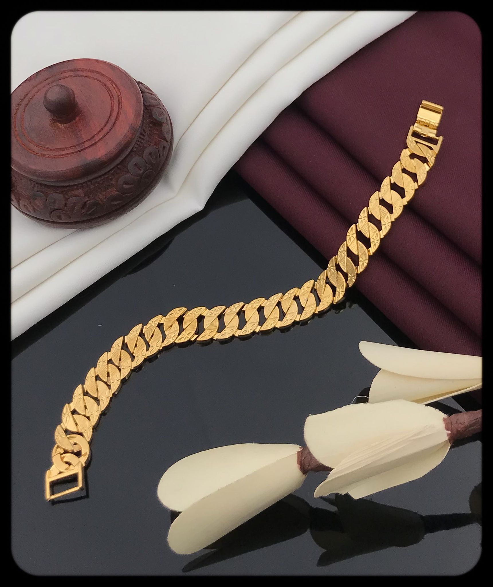 Teora Gold Plated Unisex Loose Bracelet