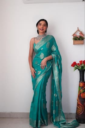 Ready To Wear One Minute Silver Zari Waving Saree