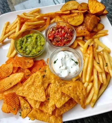 Ultimate Chips & Dips