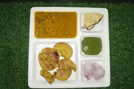 Stuffed Bati With Dal With Aloo Stuffed Bati [3 Pieces]