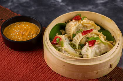 Classic Paneer Momos Steamed(6 Pcs)