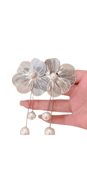 'Chic Gold Hoop Earrings'
