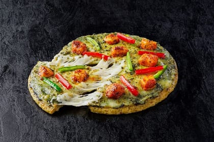 Pesto Paneer Tikka Pizza