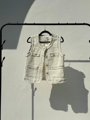 White sleeveless tweed jacket-White / S