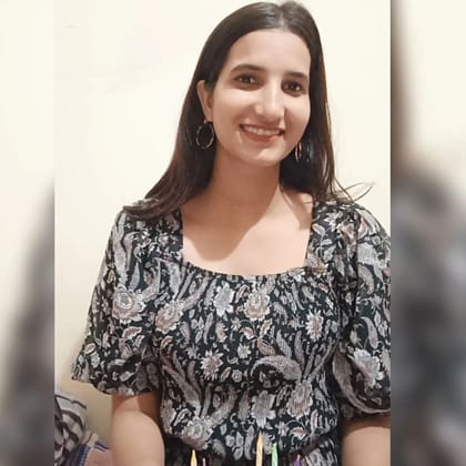 Introducing Pooja Dwivedi, a passionate content creator-Basic 100