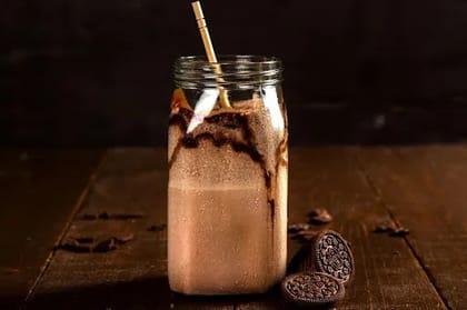 Oreo Cookies Chocolate Shake