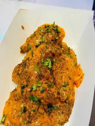 Chicken Achari Gravy Momos