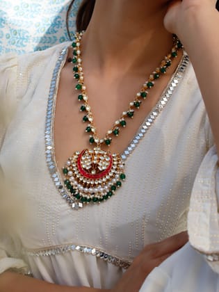 Farida Green-Red Kundan Necklace-Green