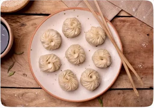 Chicken Steamed Oats Momos [8 Pieces]
