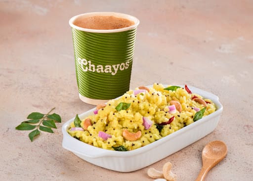 Desi Chai With Upma
