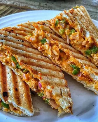 Tandoori Chicken Tikka Sandwich [Grilled]
