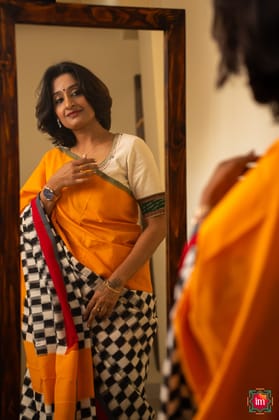 White Bhujodi Hand Embroidery Blouse Kiravani-34
